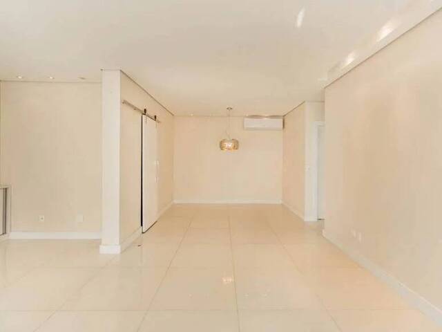 #99 - Apartamento para Venda em São Paulo - SP