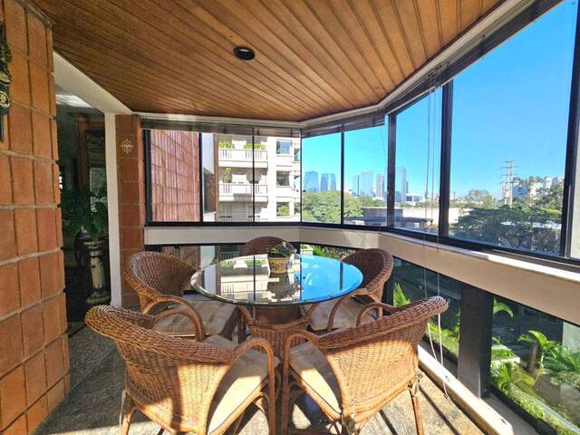 #119 - Apartamento para Venda em São Paulo - SP