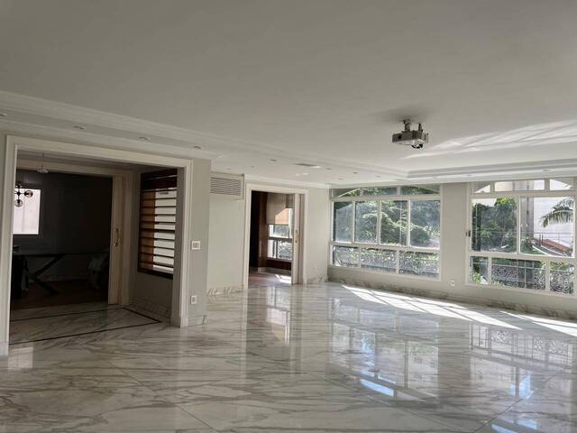 #125 - Apartamento para Venda em São Paulo - SP